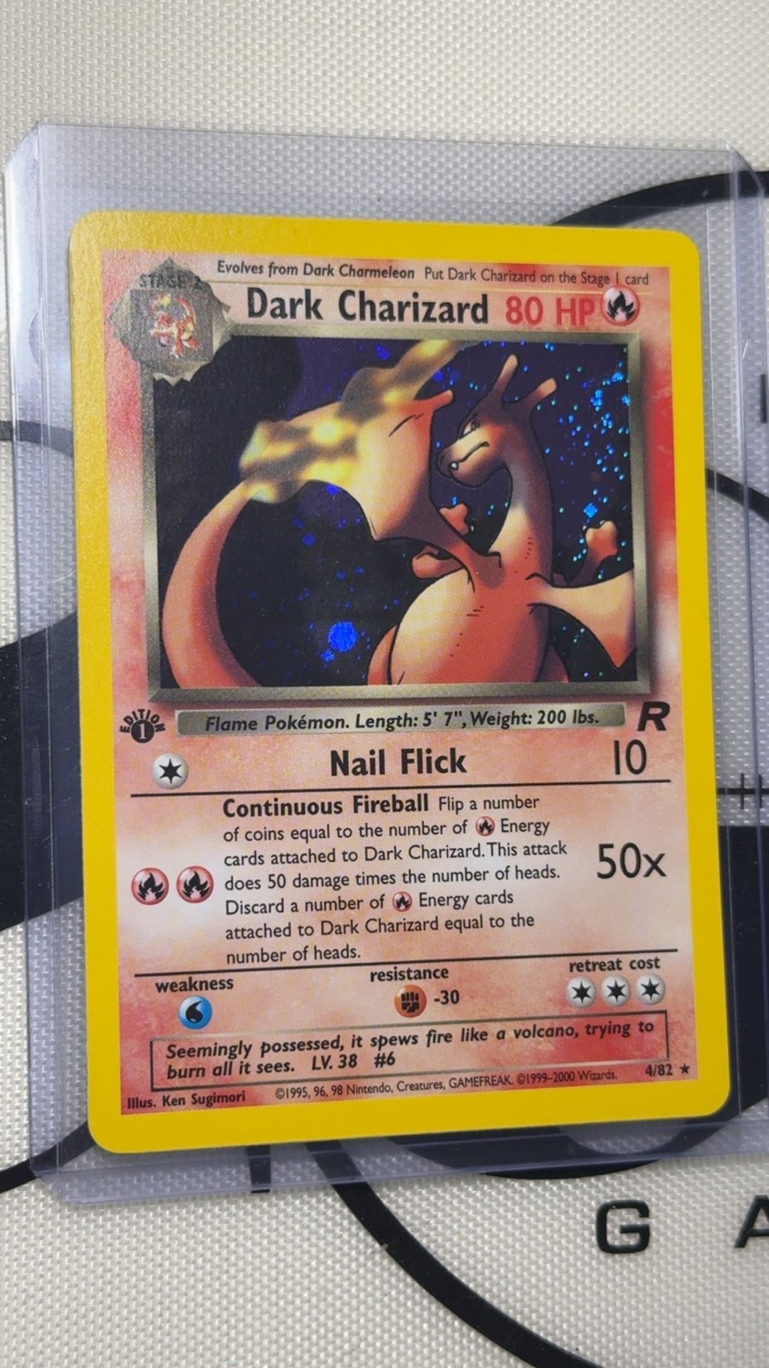 DARK CHARIZARD Pokemon Card - WOTC 1st Edition - Team Rocket - 4/82 HOLO NM