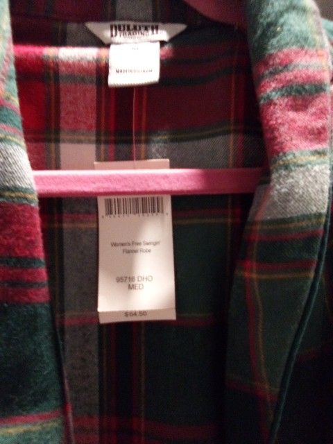 Duluth Trading Company Size Medium Robe