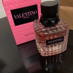 Valentino Donna  Perfume 