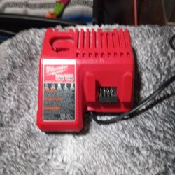 Milwaukee Battery Charger M12- M18 L