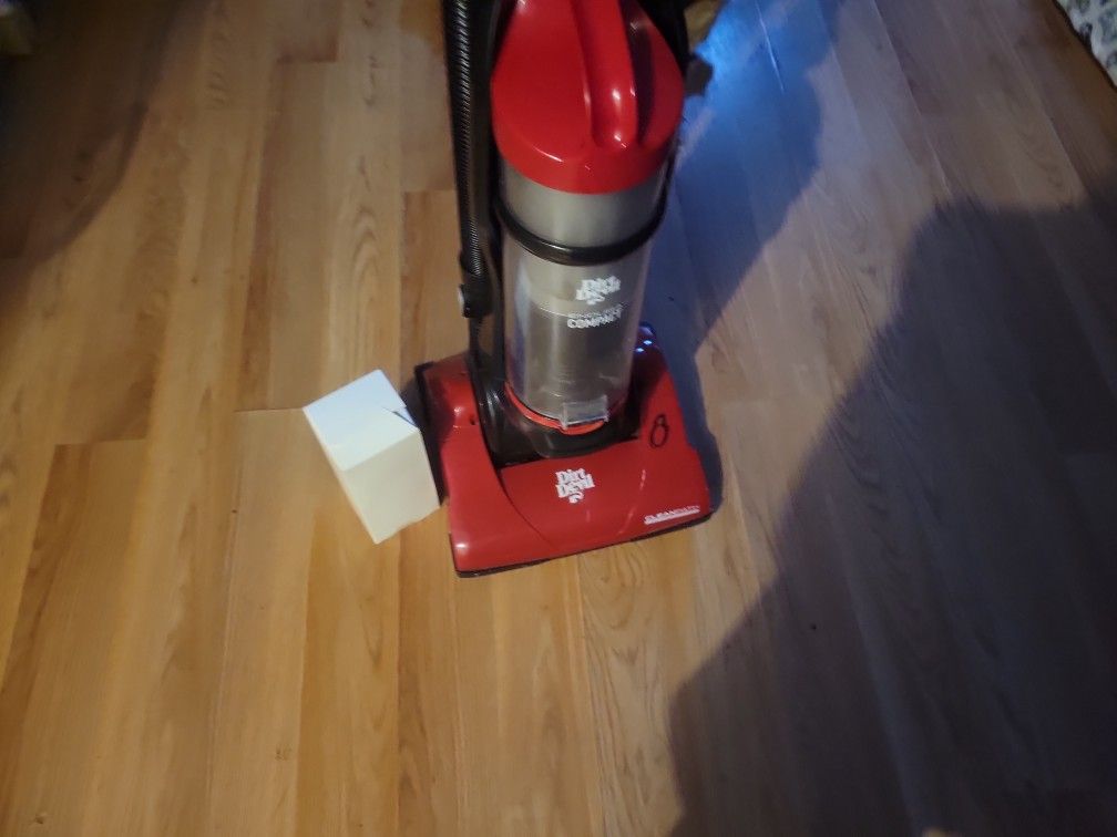 Dirt Devil Endura Compact Vacuum Fliter Replacement  In Box