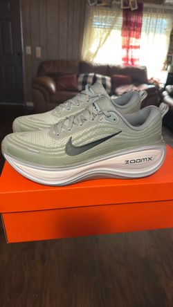 Nike Vomero Plus