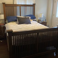 Mission style Queen bedroom set