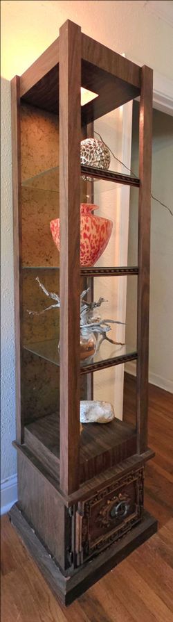 Vintage Skinny Open Display Curio