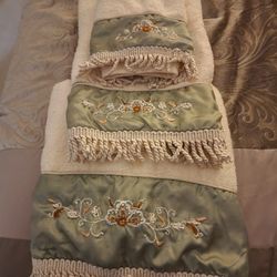 Towel Set