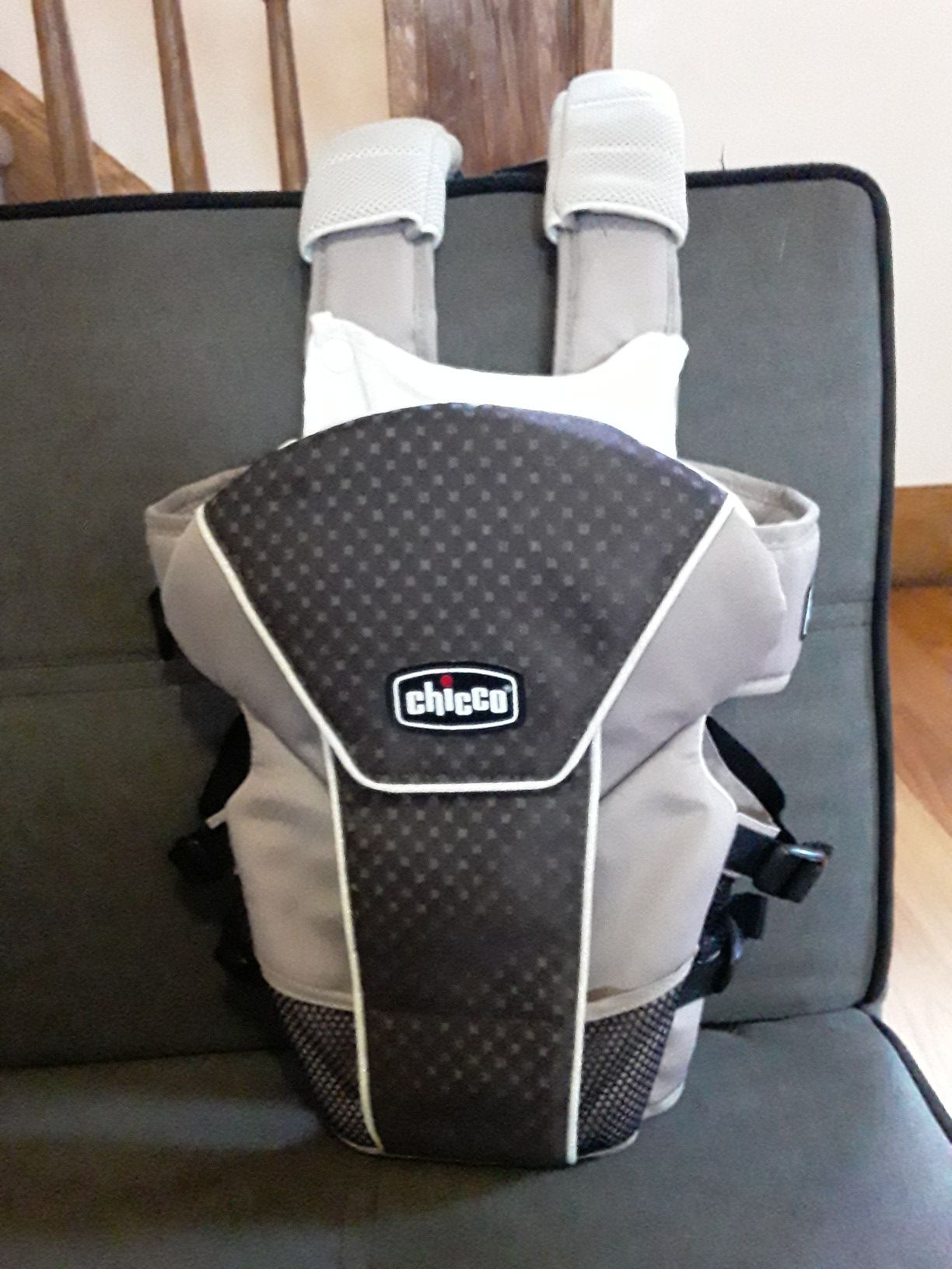 Baby chest carrier