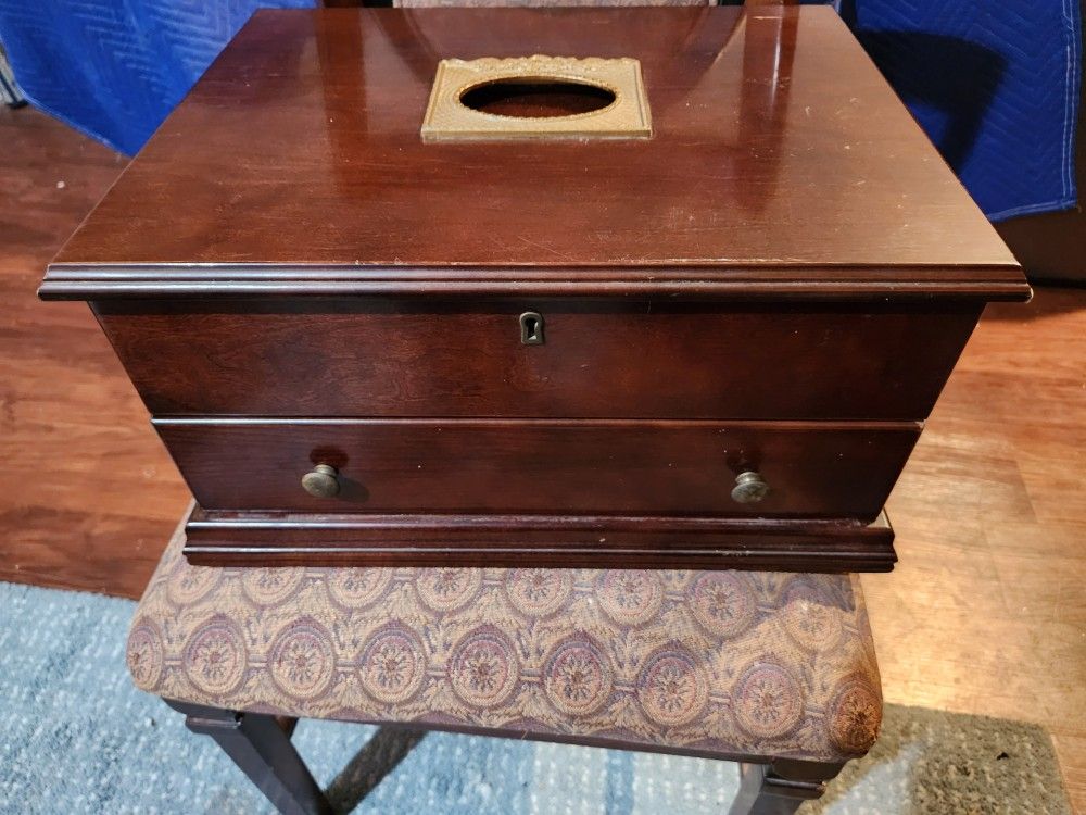 Vintage Jewelry Box