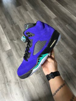Jordan 5 Alternate Grape
