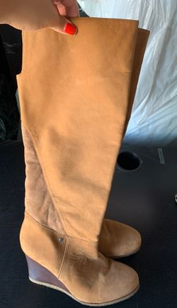 Ugh tall wedge, tan, size 9 1/2