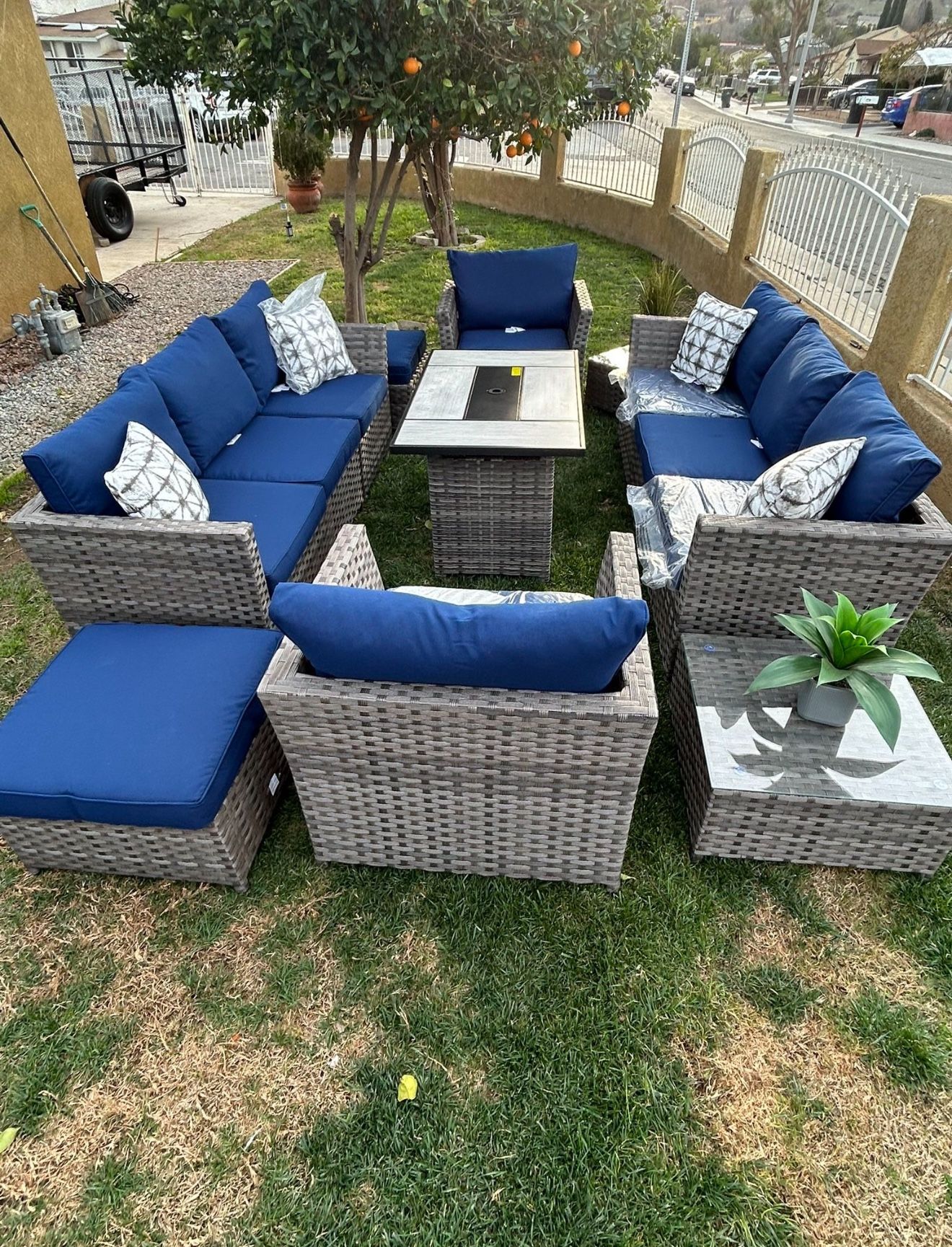Brand New Patio Outdoor Furniture Set With Fire Pit
