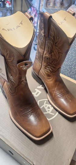 New mens cowboy boots size 12