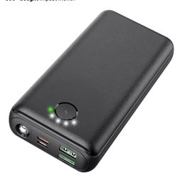 Portable Charger Power Bank 30000mAh USB C 22.5W Fast Charging External Battery Pack PD QC4.0 with Flashlight 3 Outputs & 2 Inputs Battery Bank for iP