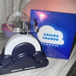 Ariana Grande Cloud 2.0