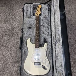2002 FENDER STRATOCASTER 