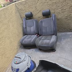 Chevy  Tahoe Or Sliverado Seats 