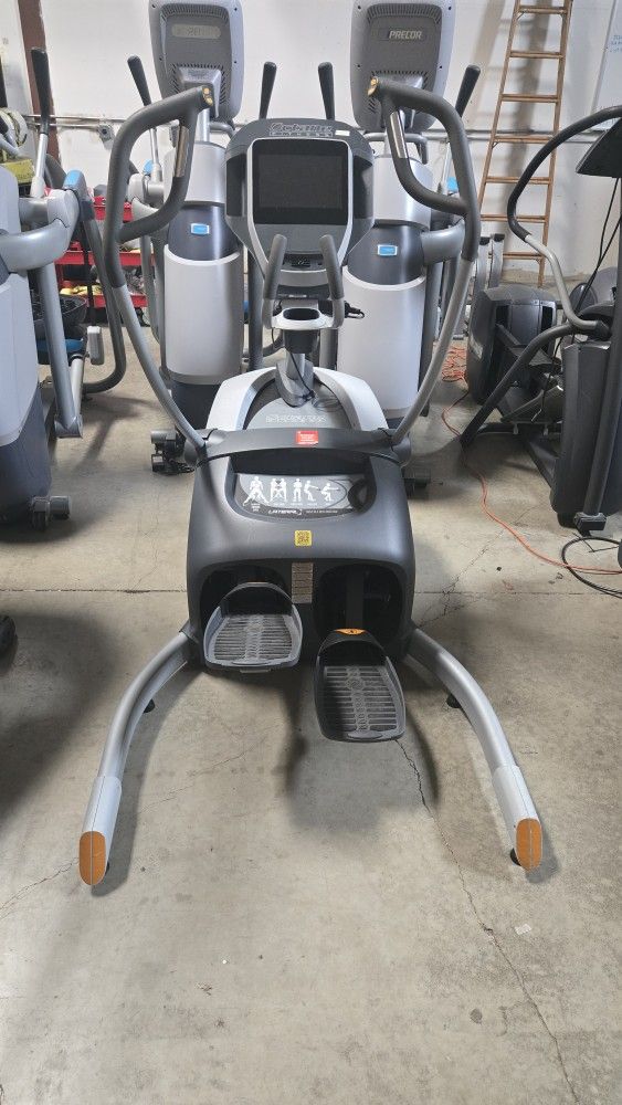 Octane Fitness LX8000 Lateral Trainer