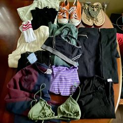 Women’s Size 4/6 Clothes & Shoes 