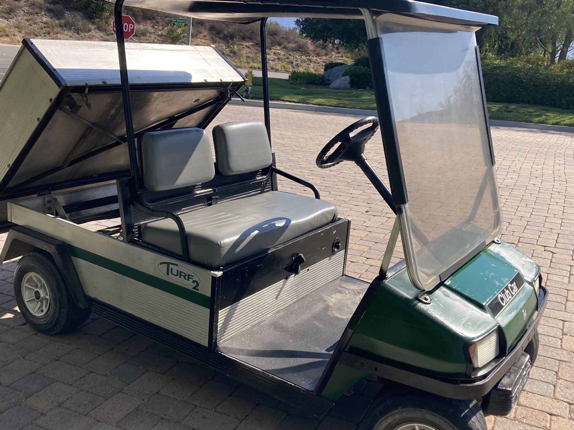 Club Car Carryall Utility Golf Cart , EzGo Taylor Dunn Cushman Polaris Gem Yamaha Golf Cart Toro Gas Powered