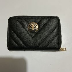 New Black Wallet With Zipper Pocket And Card Slots. 