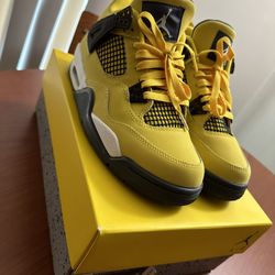 Jordan Retro 4 Lightning 7Y