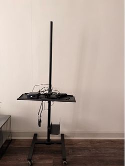 Mobile Computer Workstation Cart
