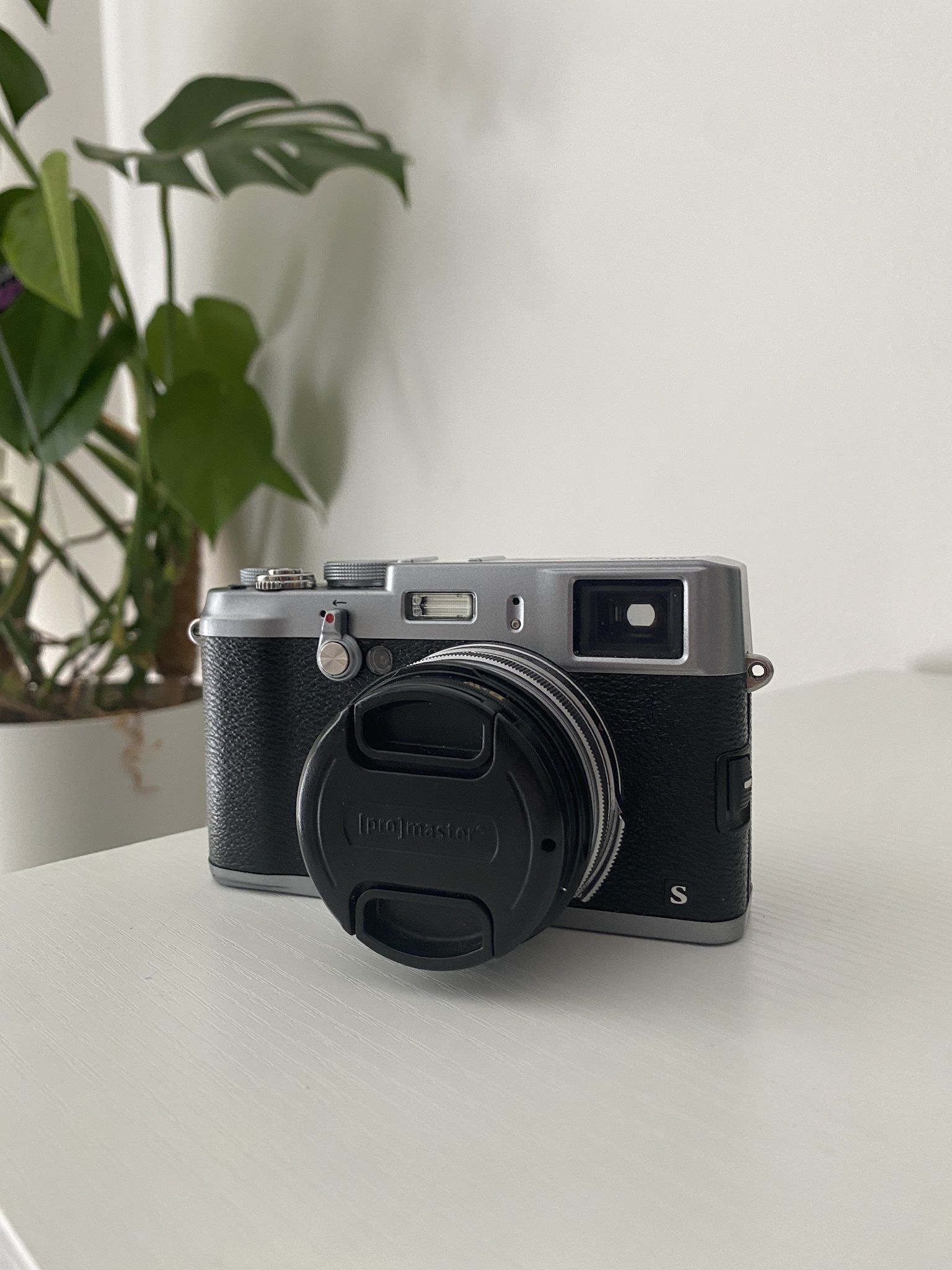 Fujifilm X100s