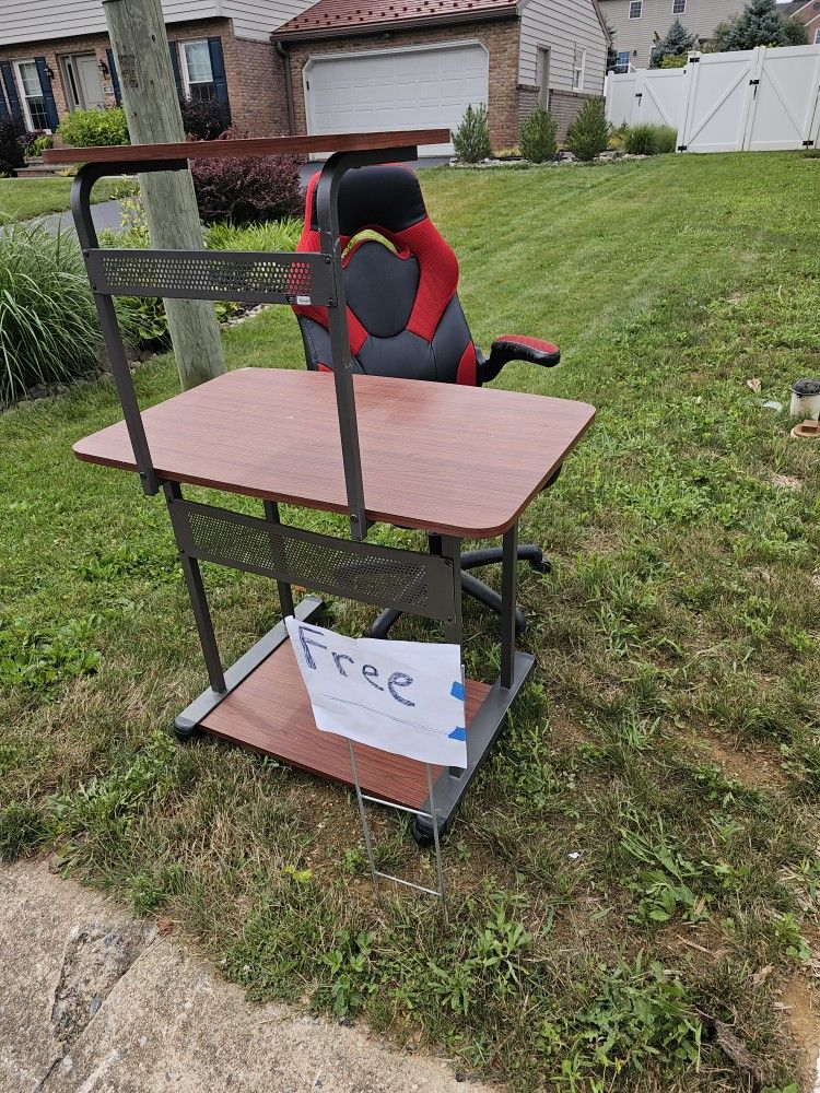 Free Office Desk