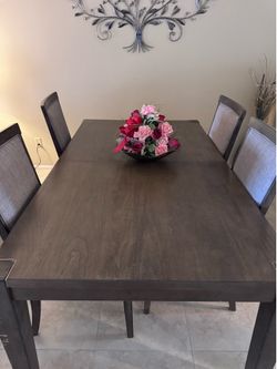 Kitchen table