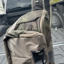 Orvis Guide Sling Pack Camo Fly fishing for Sale in Oceanside, CA