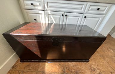 Pottery Barn Chest