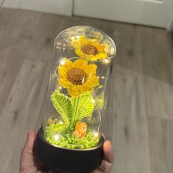🧶Handmade Crochet Artificial Sunflower Decor Glass Dome LED 