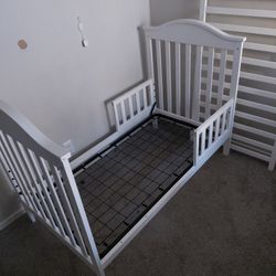 Baby 3-in-1 Convertible Crib