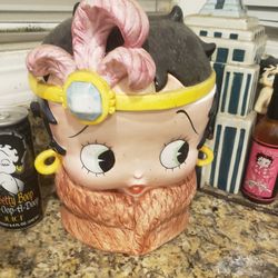 Betty boop cookie jar $80