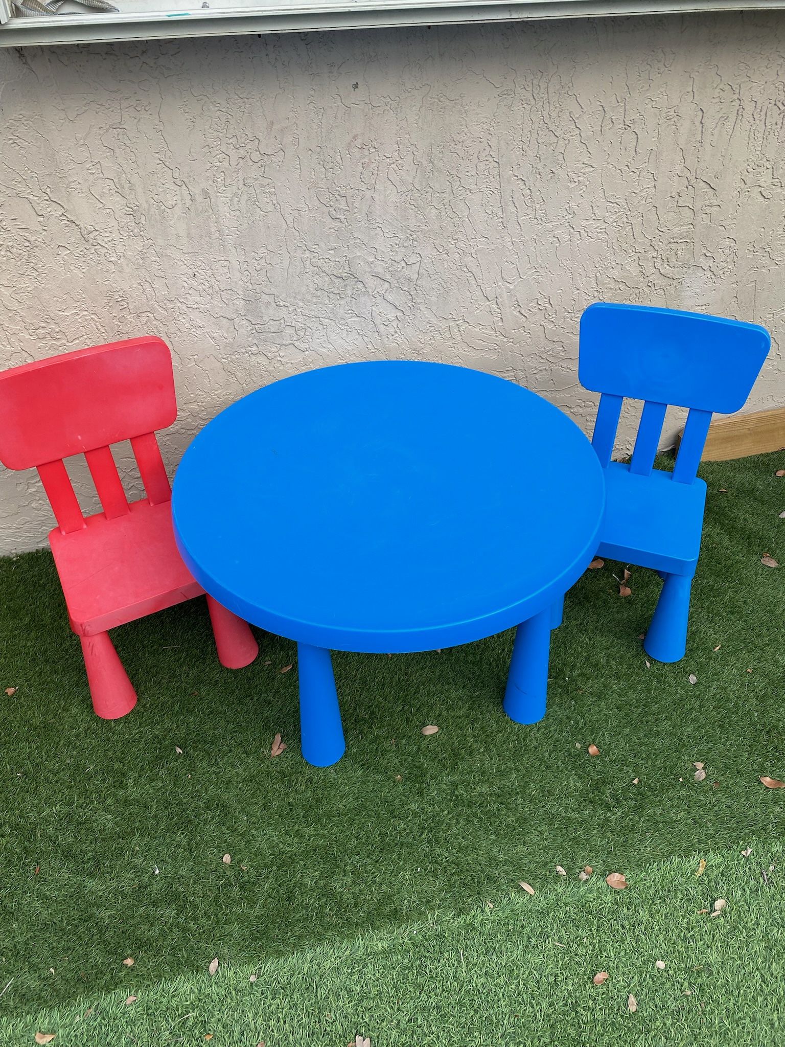 Ikea MAMMUT Children's Table & Chairs - See My Other Items 😃