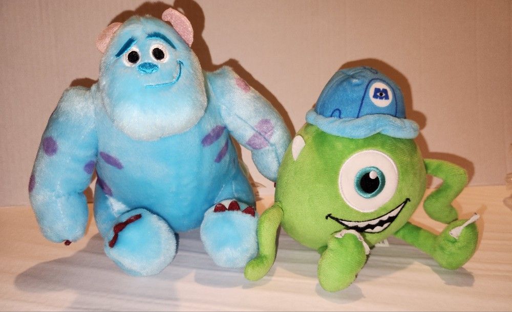 DISNEY PIXAR MONSTERS INC. PLUS LOT