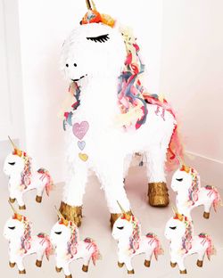 Mini pinata party favors
