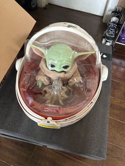 Mattel Creations Stars Wars The Mandalorian Child GROGU Hover Pram