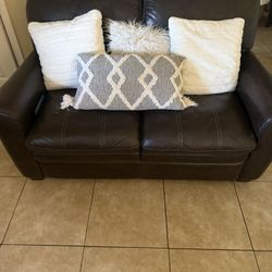 2 Set Leather Sofas
