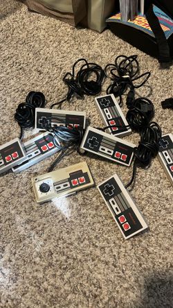 Nintendo NES controllers