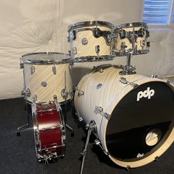 Pdp Concept Series Drum Kit With Snare 