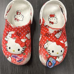 Hello Kitty Crocs