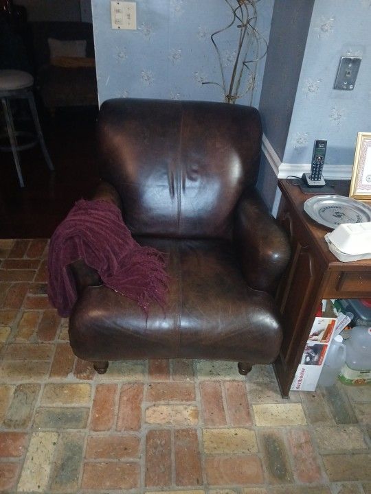 Brown chair( great Condition)