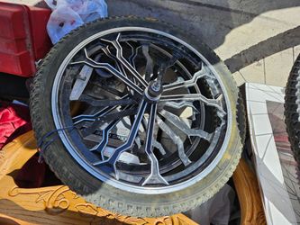 Mongoose Bike Wheel with Tire