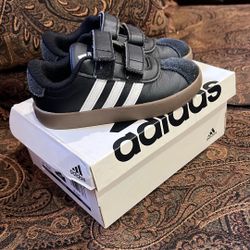 Kids Adidas Size 9c
