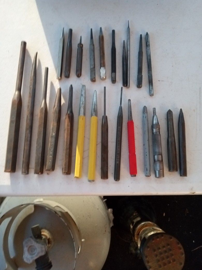 TOOLS& MACHINERY PUNCHES (24)