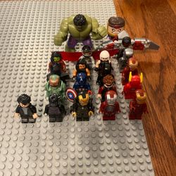 Lego Superhero Hall