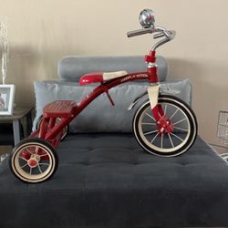 Radio Flyer Tricycle W/Bell 