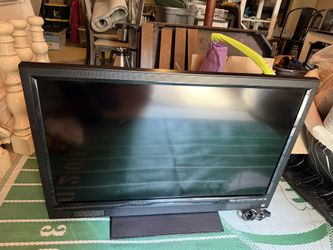 Vizio Television Used 32 Inch Screen Functioning Electronic HDTV 1080p
