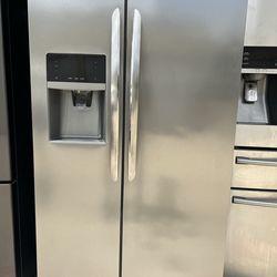 Frigidaire refrigerator