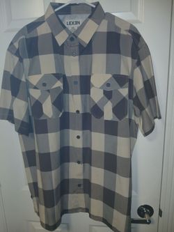 Men's lexen shirt 3xl used like new only once used but in great condition